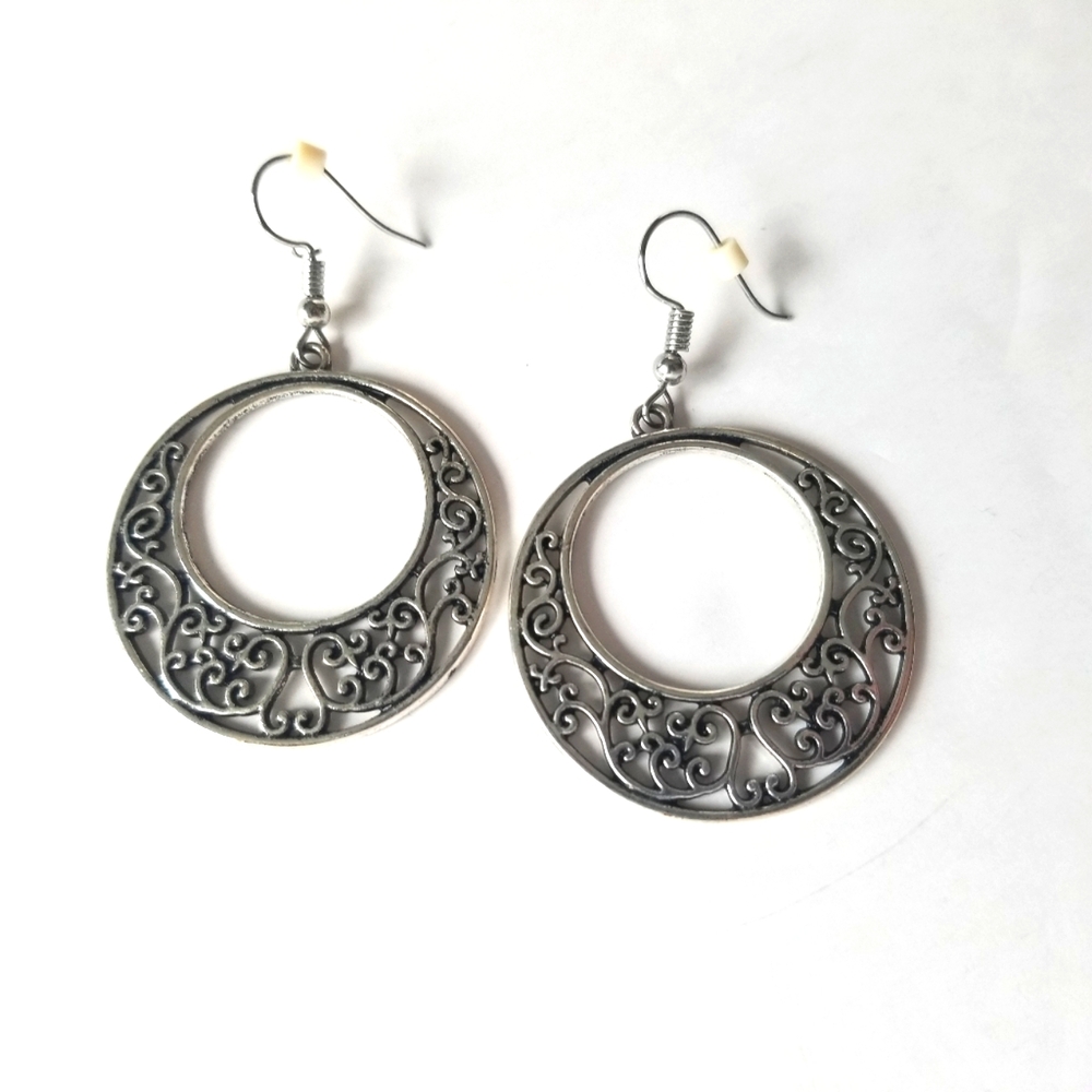 Paparazzi Silver Earrings